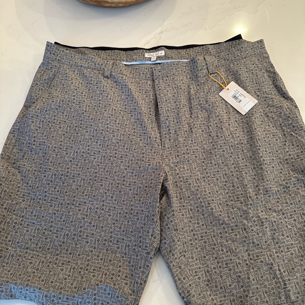 Peter Millar Shorts size 44